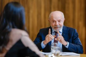 Lula: não se renda ao financismo!