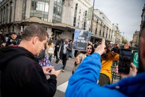 France’s Shein Fee Is a Bad Fit for China Inc.