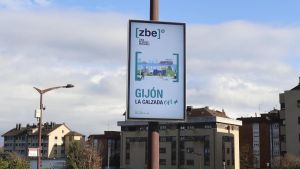La Zona de Bajas Emisiones de La Calzada recibe un nuevo empujón tras cinco años enredada en trámites