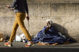 1,4 million de sans-abri, plus nombreux et plus âgés… Ce qu’il faut retenir du Regard sur le mal-logement en Europe