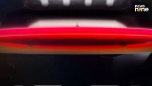 Production-spec of Tesla Roadster to be revealed globally on October 1