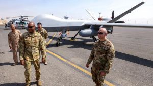 “Con l’AI rischio hiperwar, una guerra lampo incontrollabile. Scenari da incubo alla Terminator”