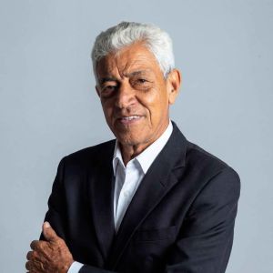 Banda que reinou nos bailes de BH, Brasil 70 tem carreira contada em livro
