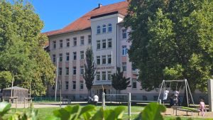 Stadt nimmt mehr Geld ein als geplant – 500.000 Euro davon fließen in Schulgebäude
