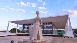 Sessão prenunciou o fim de um ciclo do STF e o tempo de uma reforma necessária