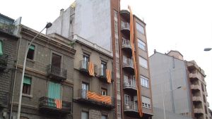 Quatre tristes barres