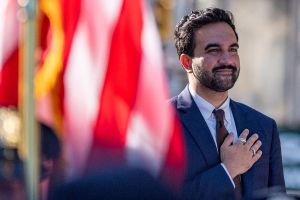«Αναθεωρητισμοί»