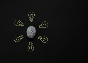 Il nous est tous arrivé de mélanger des souvenirs, cette nouvelle étude explique pourquoi notre cerveau nous joue des tours