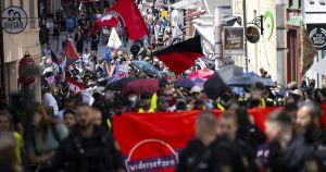 Mladi skrenuli udesno, žele nove ljude i kraj političke korektnosti