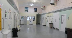 Inmates caught vaping on landings as prison staff 'congregate in offices'