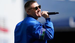 Macklemore has free speech. He doesn’t have a right to Robert Kraft’s stage