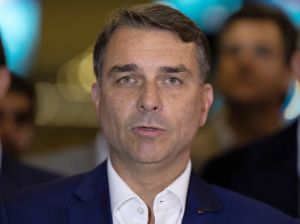Propostas para o fim da reeleição engatinham no Congresso