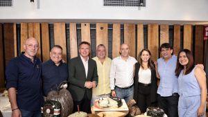El queso de Cabrales que batió el récord Guinness al subastarse por 37.500 euros, presentado en Madrid