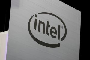 Intel Stock Rises Nearly 5% as SK Hynix Ohio Talks and Tight CPU Supply Lift Shares