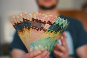 Les Canadiens se sont enrichis de 500G$ en trois mois