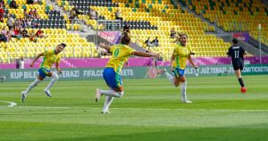 Copa do Mundo Feminina Sub-20: Brasil vence EUA nos pênaltis nas oitavas