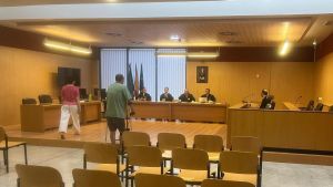Libra en Gijón una pena de cárcel por decirle a una mujer trans 