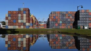 Coto al desenfreno del «low cost»