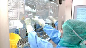 Rallentare sui farmaci significa mettere a rischio la salute. Un appello