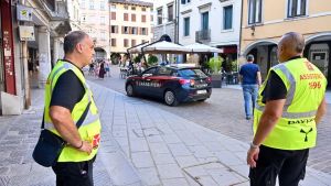 Sicurezza a Udine, steward confermati fino a fine anno: e aumentano gli agenti in Borgo Stazione