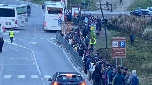Ancora code per le Tre Cime: «L’impianto di risalita è la soluzione al problema»