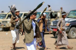 Asphyxie de l’économie mondiale : les Houthis du Yémen sont-ils vraiment devenus indélogeables ?