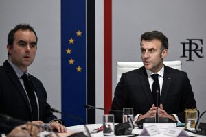Flambée des carburants : Emmanuel Macron demande au gouvernement de sécuriser les prix et les approvisionnements mais est-il prêt à assumer les mesures nécessaires ?