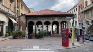 Loggia dei Cavalieri, gli affreschi a rischio. Ca’ Sugana prepara il restauro