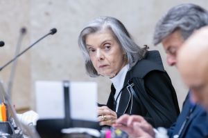 A senhora não está sozinha