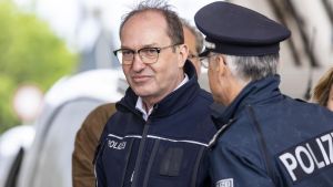 Keine festen Grenzkontrollen mehr: Dobrindt sucht Ausweg aus der Sicherheitsfalle