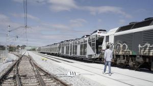 Catalunya estrena su primera terminal ferroviaria privada en 30 años para transportar coches