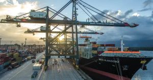 Tarcísio planeja investir R$ 3,8 bilhões em Porto de São Sebastião