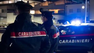 Torna in hotel, gli strappano il Patek Philippe nel parcheggio. Ennesimo episodio a Forte dei Marmi