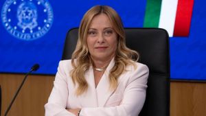 Meloni: il no a Vannacci è netto (anche a costo di perdere le elezioni) /