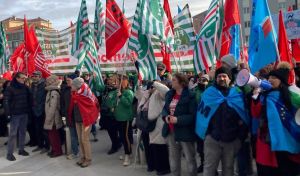 Konecta, dopo l’annuncio di mille esuberii sindacati chiedono un tavolo coi ministeri