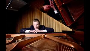 Atlantiküberquerung per Klavier: Pianist Helge Herr spielt sein USA-Programm