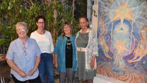 Das wichtigste Fest in der Gemeinde beginnt mit einer Vernissage: Maria Lüke stellt ihre Werke aus