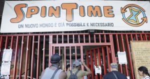 Il Pd fa miracoli per Spin Time: abusivi già nelle case popolari