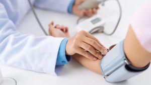 Salute cardiovascolare, check up gratis in farmacia: ecco dove
