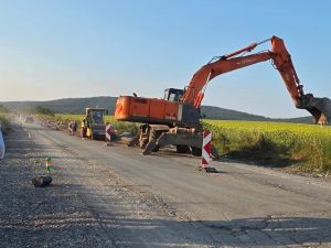 От понеделник затварят Ново Паничарево - Ясна поляна: 6 км стават близо 70 по обхода