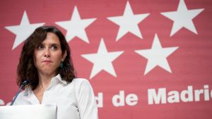 Listas de espera: la trampa favorita de la señora Ayuso