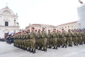 Missioni militari all’estero: dal Baltico al Mar Rosso, ecco dove sono impiegati i soldati italiani