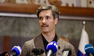 Mesec zanikal očitke Smodeja o uživanju kokaina: Sem trn v peti najbolj umazanim delom desnice