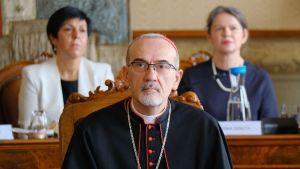 Cittadinanza onoraria al cardinale Pizzaballa: “Bologna è parte della mia vita. Porterò questa città sempre con me”