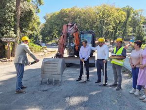 Китен се преобразява, започна нов етап от ключовия път към автогарата