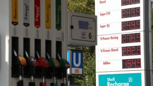 Duitsland verlaagt accijns op benzine en diesel met 17 cent