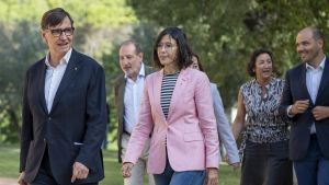 Los consellers de Illa se despliegan por toda Catalunya para hacer balance de sus dos años de mandato