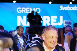 (ANALIZA) Ljubljana kot politični plen: Začetek konca Jankovićeve Ljubljane? Koliko se lahko premešajo karte na levici?