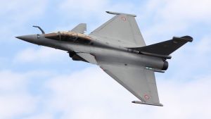 French Military Issues First Rafale F5 Contracts to Four Companies