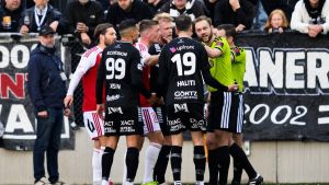 Ett obegripligt beslut och en obegriplig halvlek